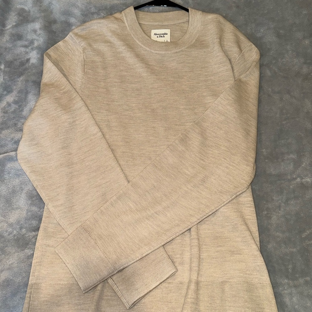 Abercrombie & Fitch Tan Crewneck Sweater Classic Knit